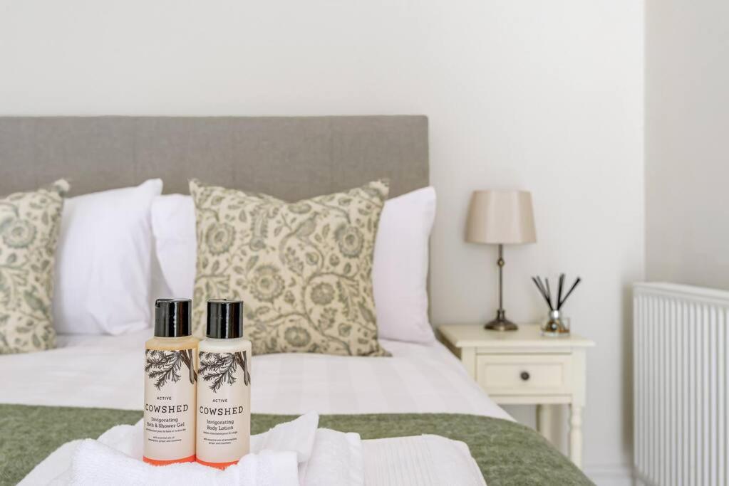 The Cowshed Apartment Farmborough Bagian luar foto